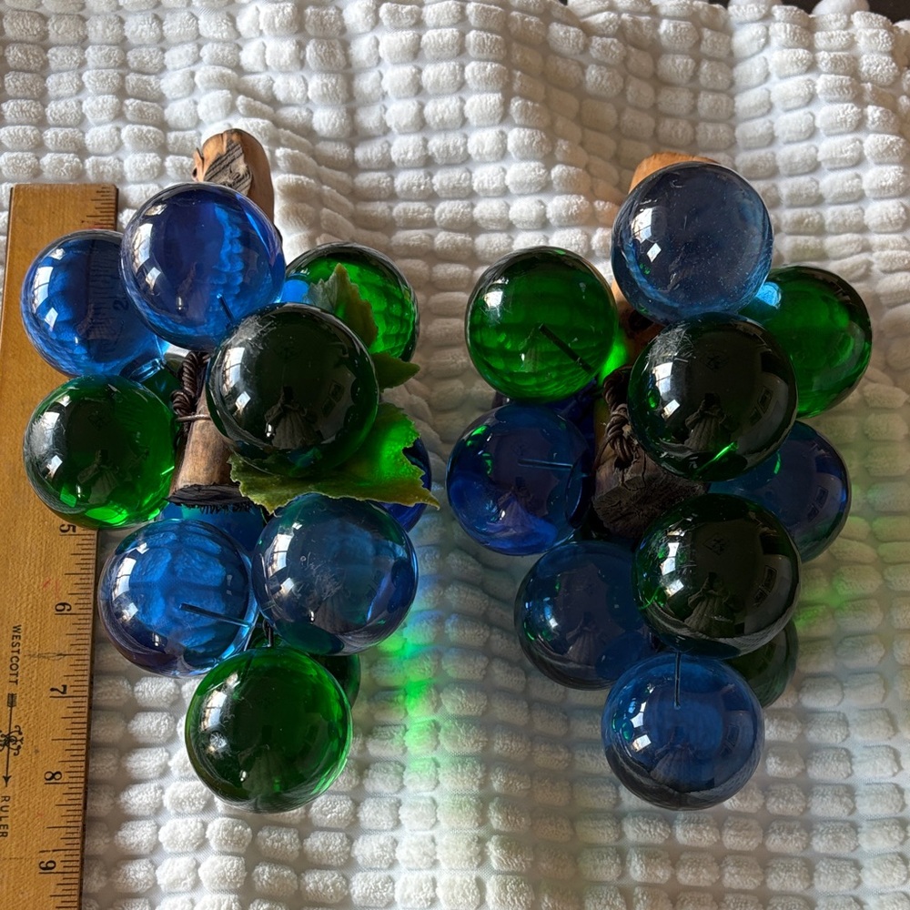 Vintage MCM Grape Clusters